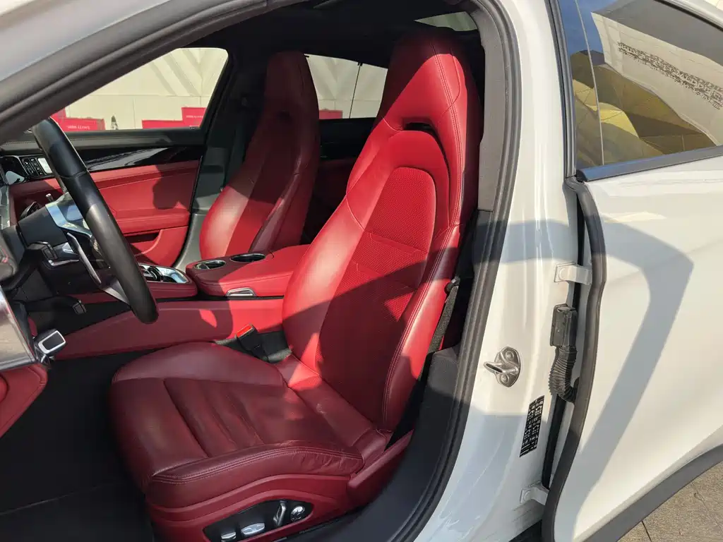 Panamera 2017 Panamera 4 Executive Extended Edition 3.0T купить на сайте DeffCars