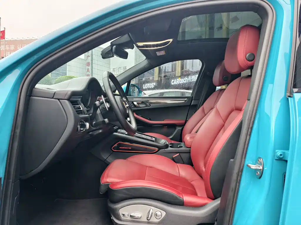 Macan 2022 Macan 2.0T купить на сайте DeffCars