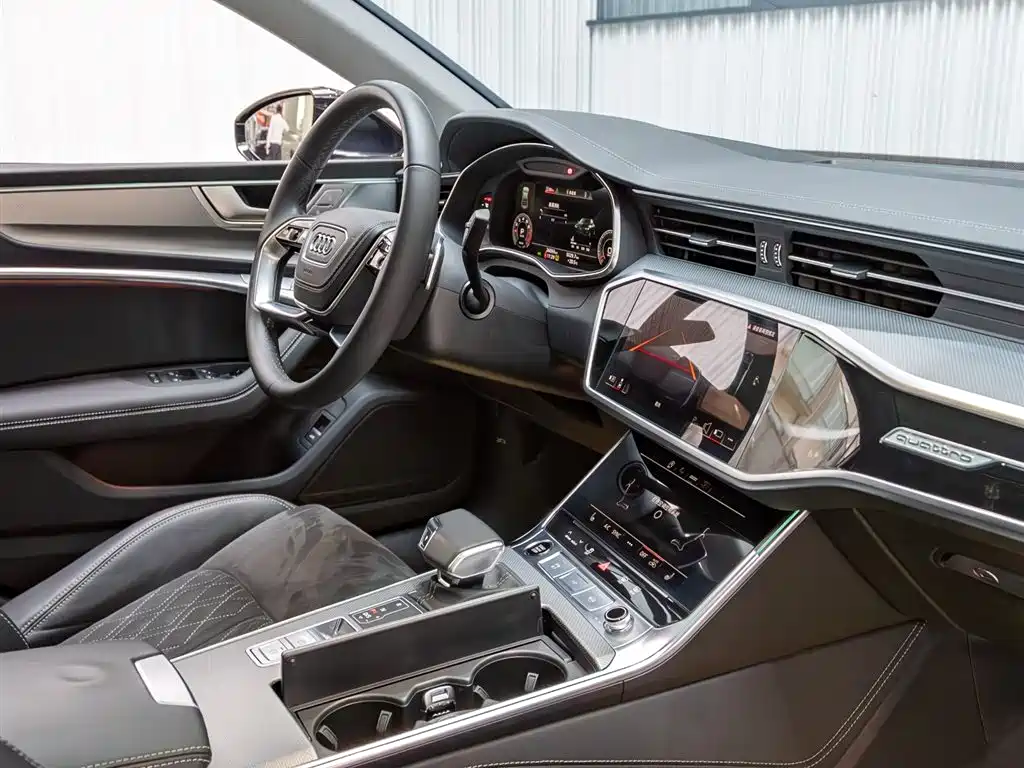 Audi A7L 2024 45 TFSI quattro luxury model купить на сайте DeffCars