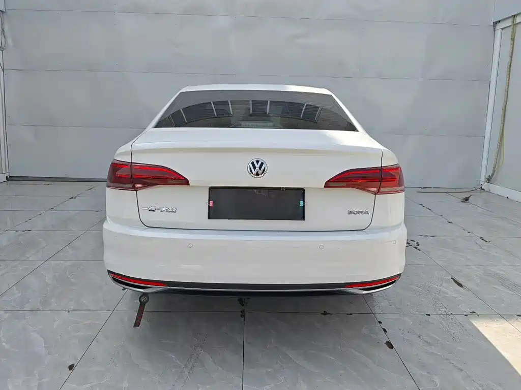 Bora 2019 1.5L automatic luxury model купить на сайте DeffCars