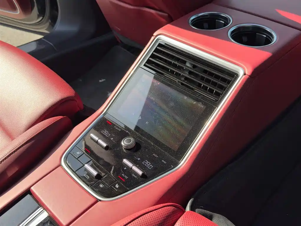 Panamera 2017 Panamera 4 Executive Extended Edition 3.0T купить на сайте DeffCars