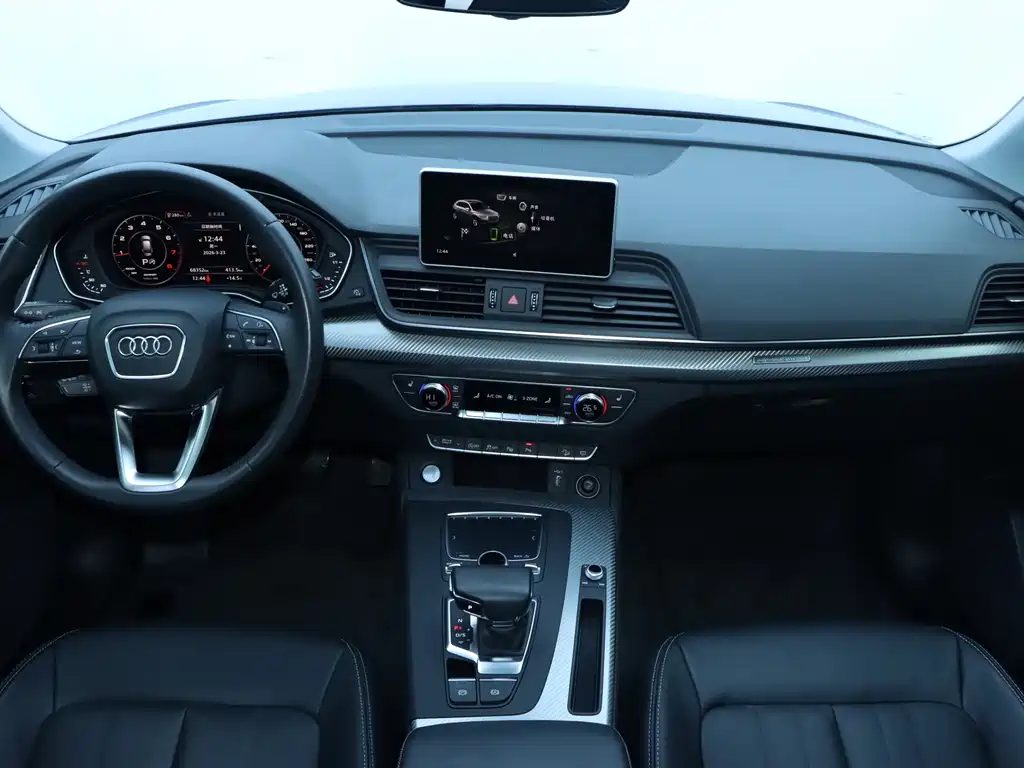 Audi Q5L 2020 45 TFSI exclusive fashion model купить на сайте DeffCars