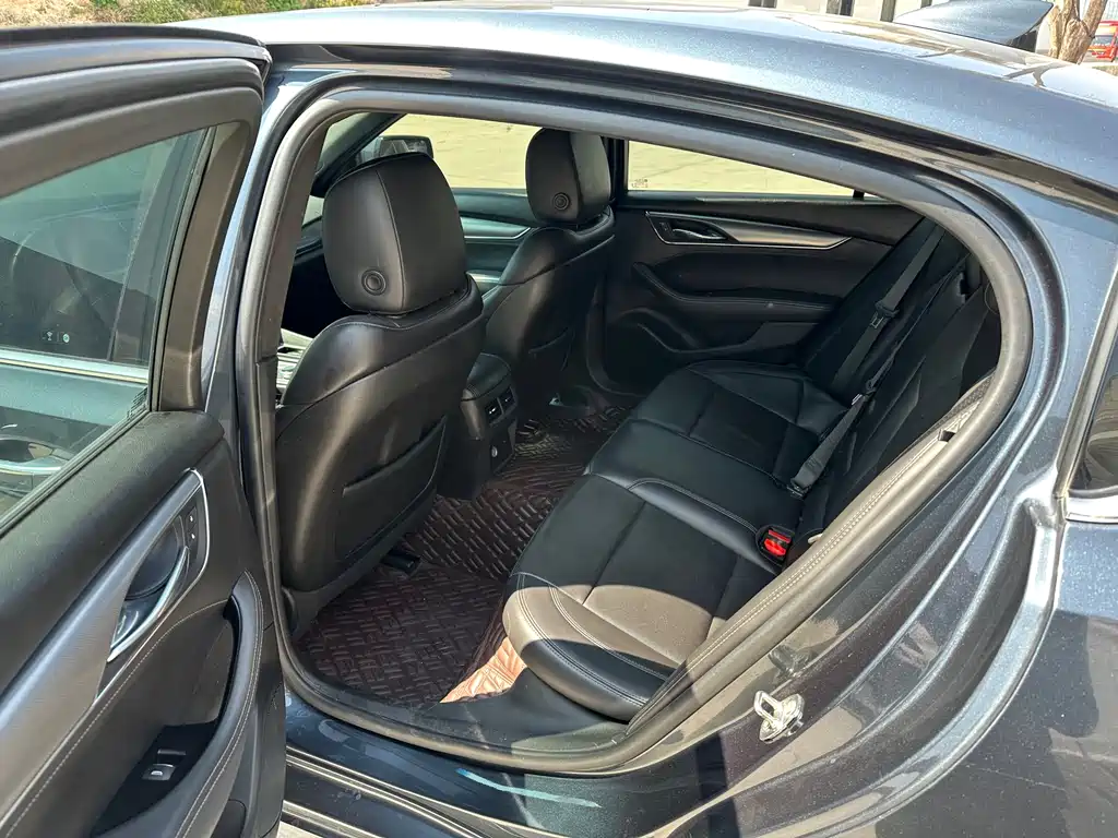 Cadillac CT5 2022 28T luxury model купить на сайте DeffCars