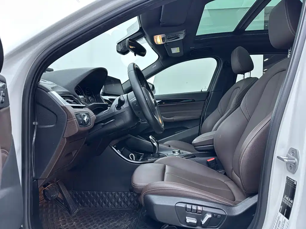 BMW X2 2021 sDrive25i M Off-Road Package купить на сайте DeffCars