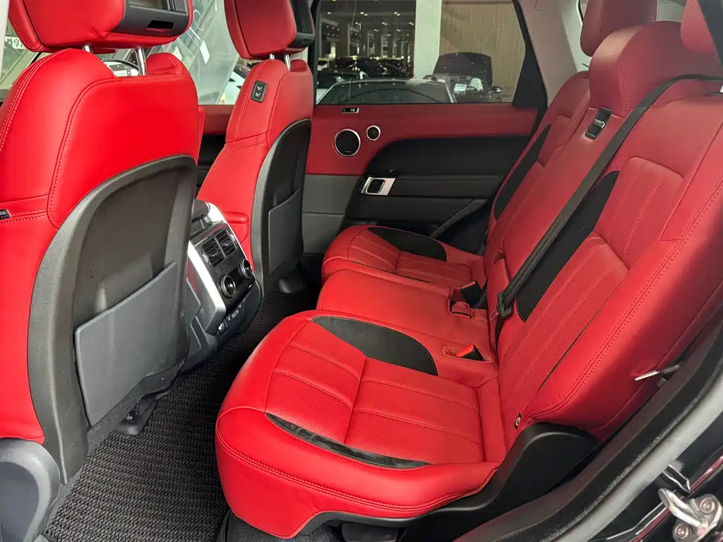 Range Rover Sport 2021 3.0 L6 Black Edition купить на сайте DeffCars