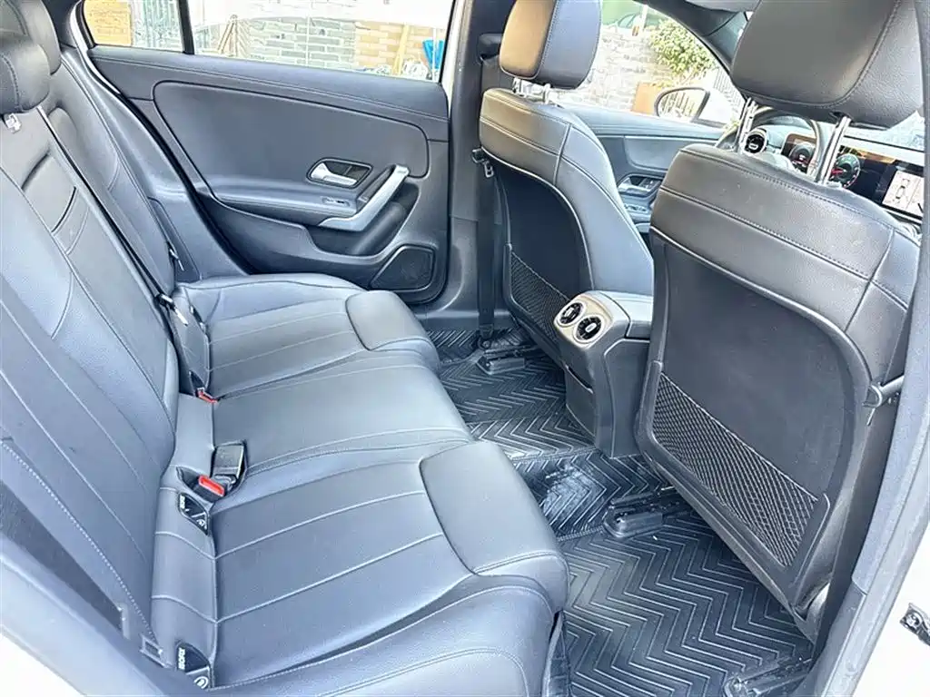 Mercedes-Benz A-Class 2020 Model Two A 180 L Sports Sedan купить на сайте DeffCars