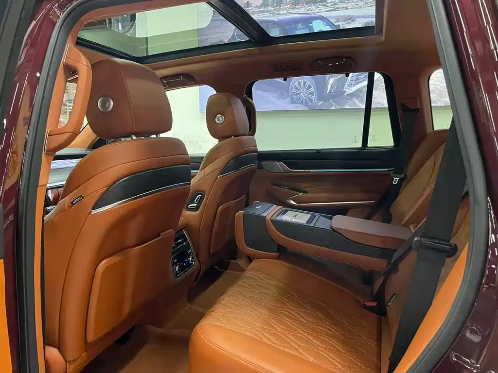 Tank 500 2022 3.0T high-end customized version 5 seats купить на сайте DeffCars
