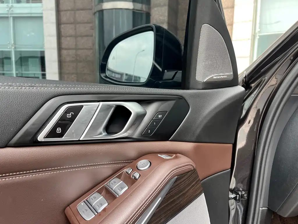 BMW X5 2022 facelift xDrive 40Li M sports package купить на сайте DeffCars