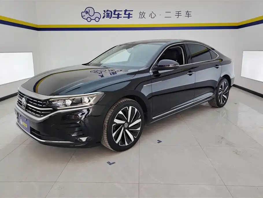 Passat 2022 330TSI Deluxe Edition купить на сайте DeffCars