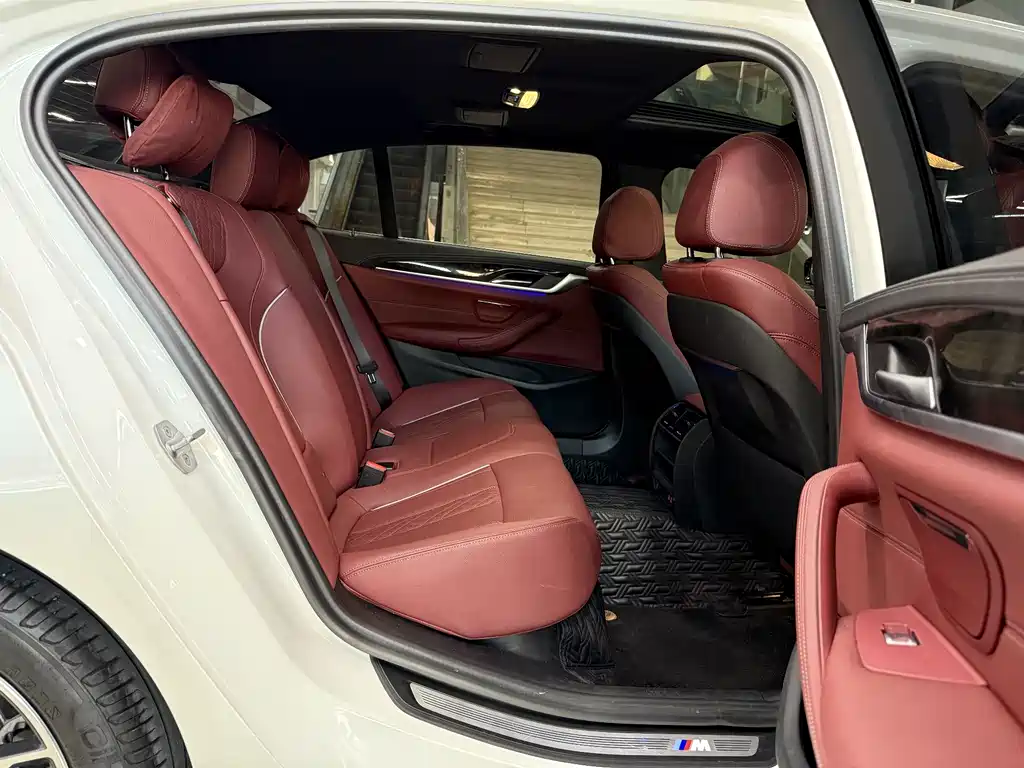 BMW 5 Series 2022 facelift 2 525Li M sports package купить на сайте DeffCars