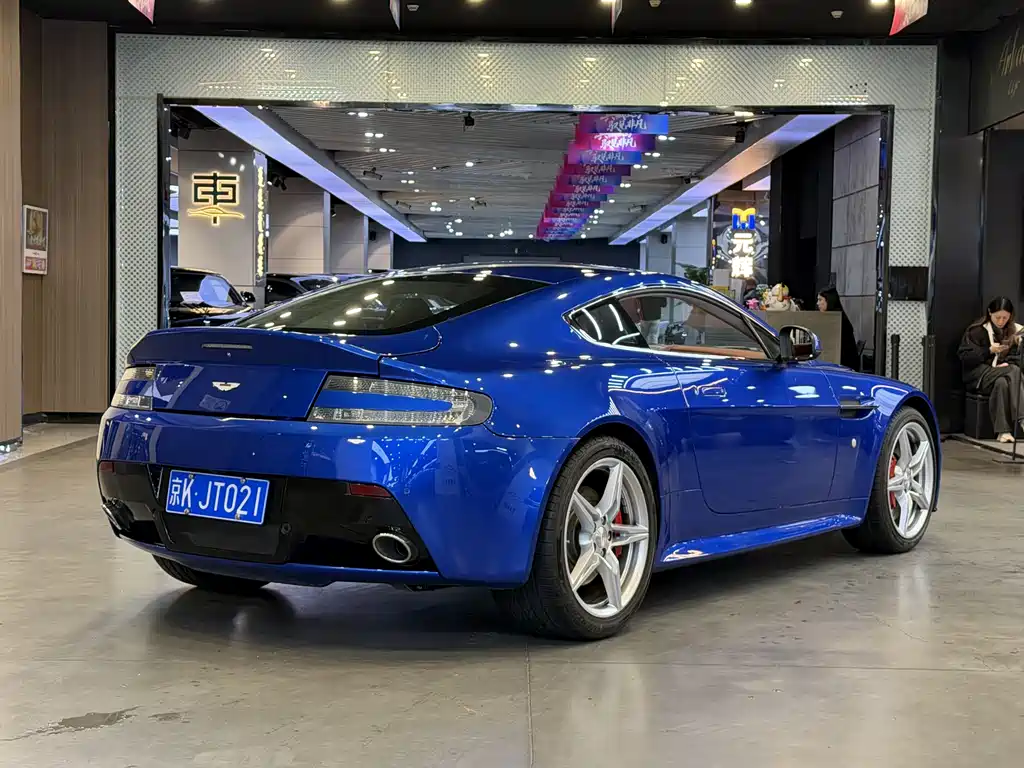 V8 Vantage 2016 4.7L Coupe купить на сайте DeffCars