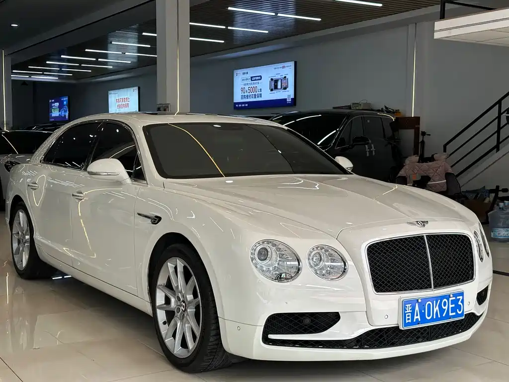 Flying Spur 2017 4.0T V8 S Standard Edition купить на сайте DeffCars