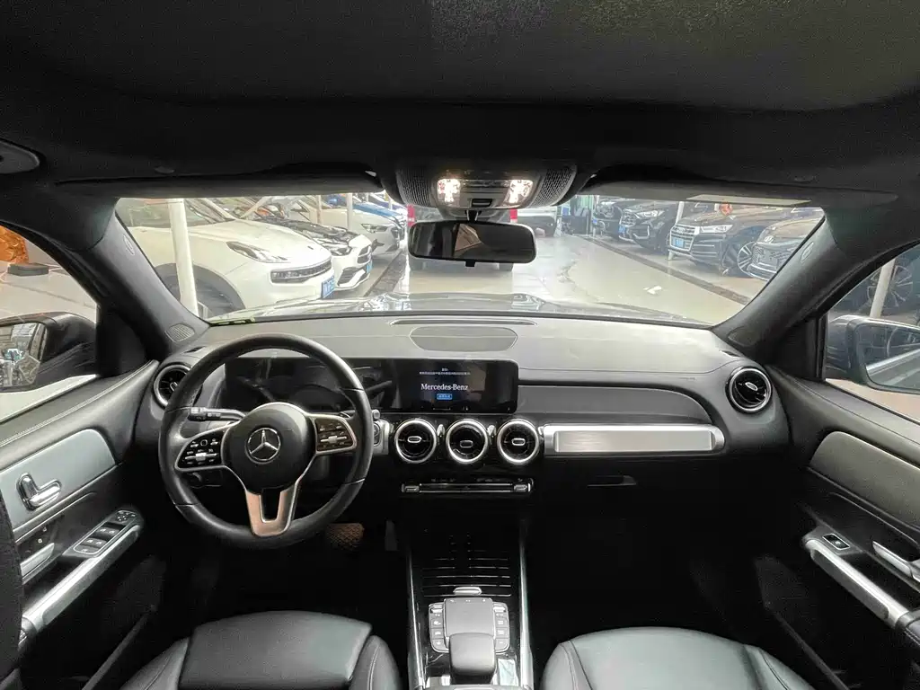 Mercedes-Benz GLB 2023 facelift GLB 200 dynamic купить на сайте DeffCars