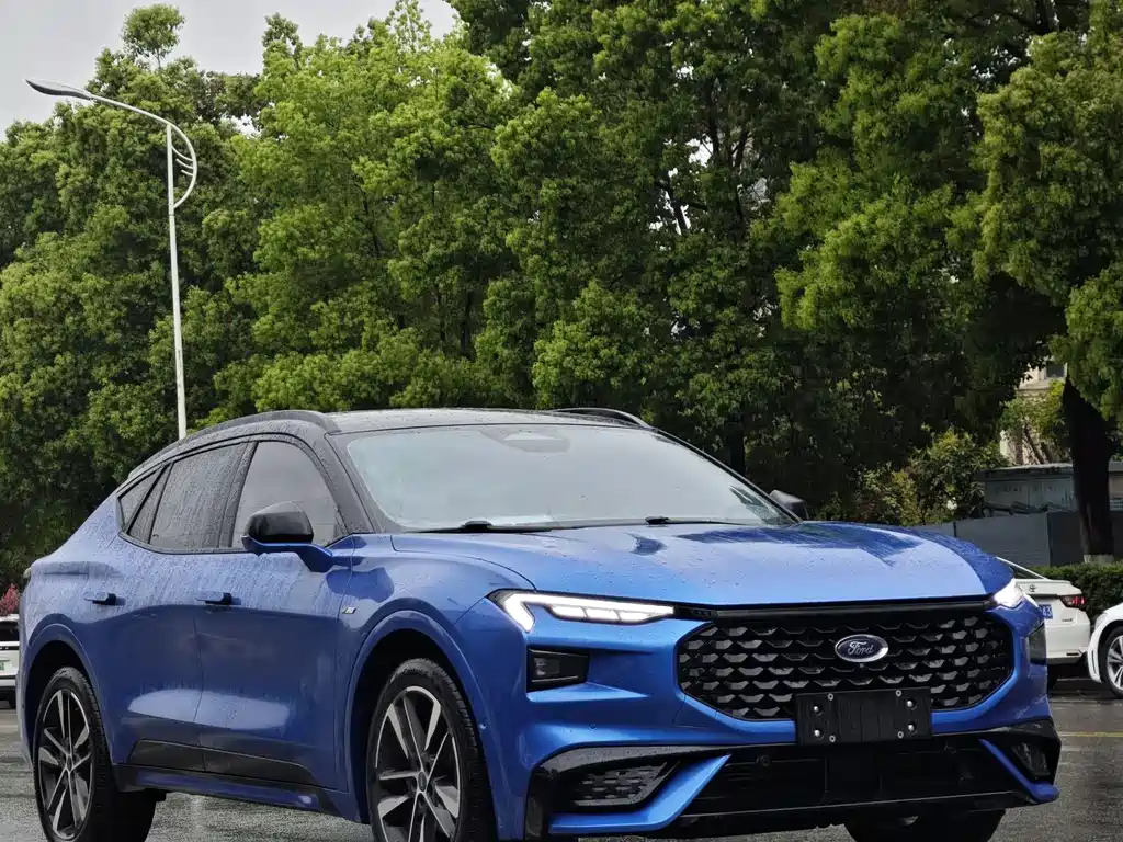 EVOS 2022 EcoBoost 245 ST-Line купить на сайте DeffCars