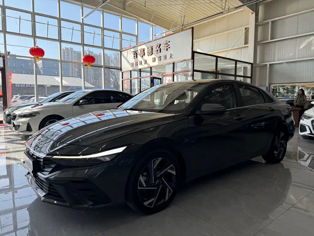 Elantra 2023 1.5L CVT LUX Premium Edition купить на сайте DeffCars