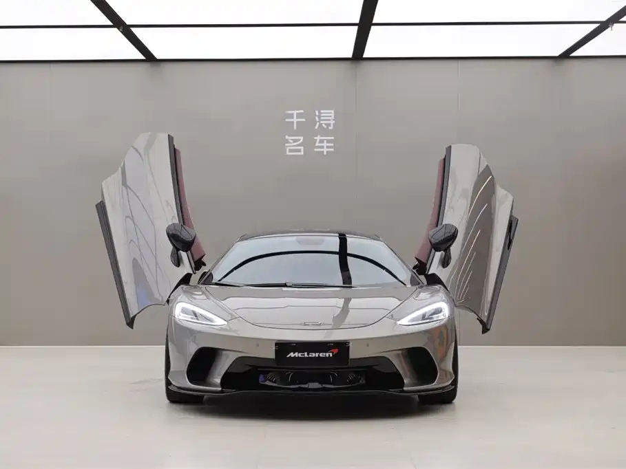 McLaren GT 2019 4.0T standard model купить на сайте DeffCars