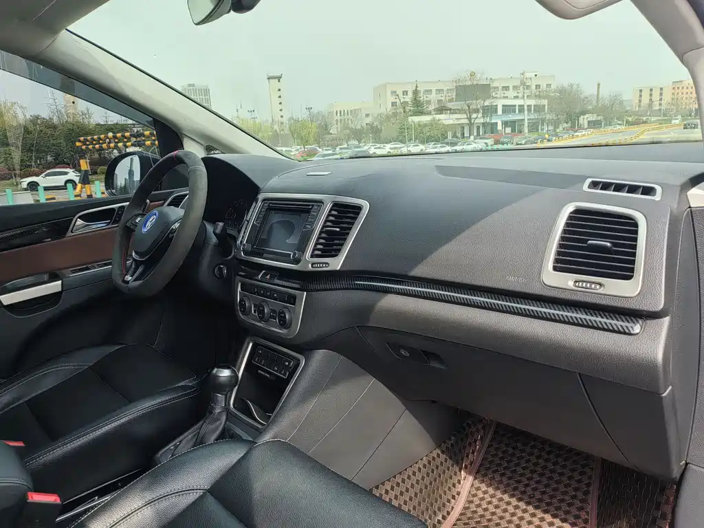 Sharan 2016 380TSI Comfortable 7-seater купить на сайте DeffCars
