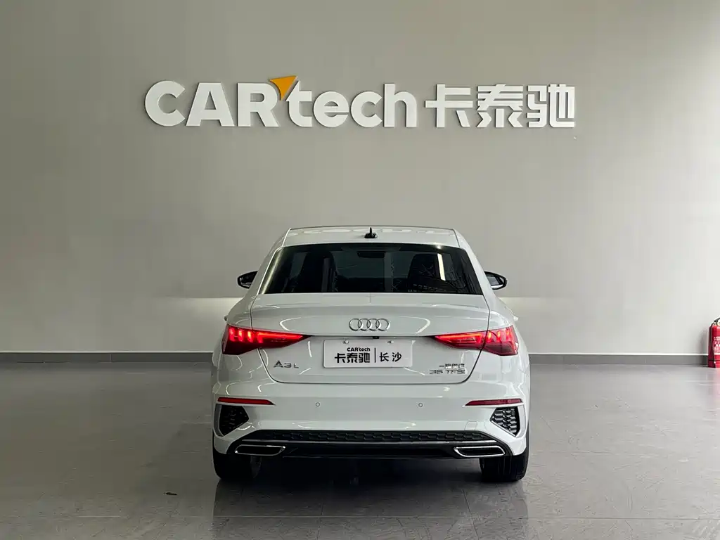 Audi A3 2023 A3L Limousine 35 TFSI fashionable and sporty купить на сайте DeffCars