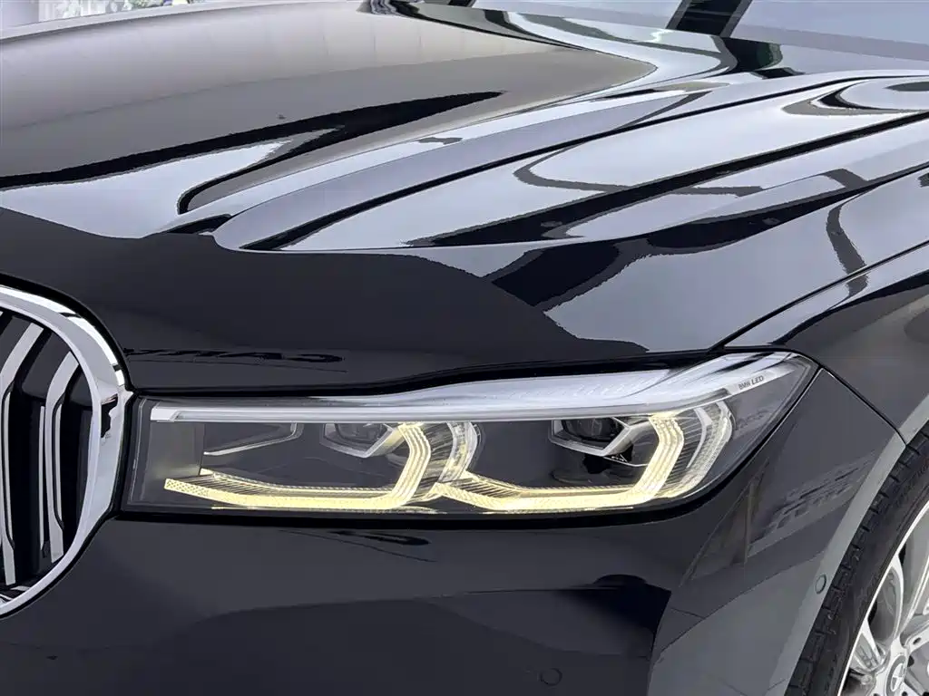BMW 7 Series 2019 740Li Leading Luxury Package купить на сайте DeffCars