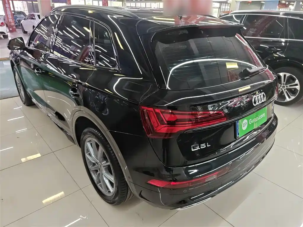 Audi Q5L 2023 45T luxury and dynamic model купить на сайте DeffCars
