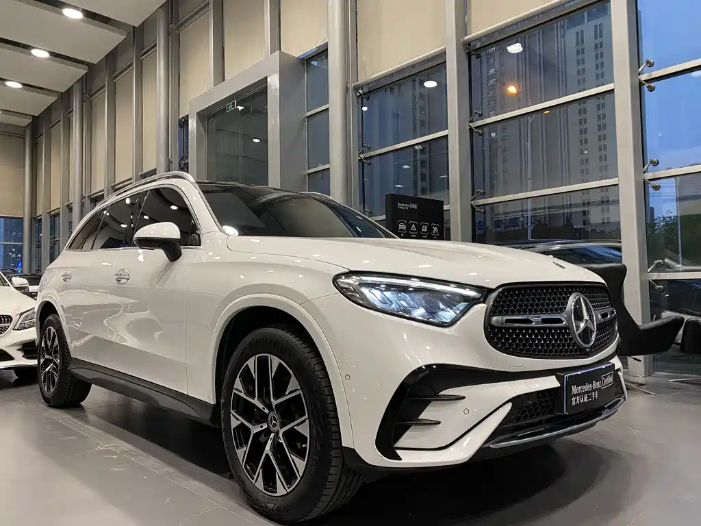 Mercedes-Benz GLC 2024 GLC 260 L 4MATIC luxury model 5 seats купить на сайте DeffCars