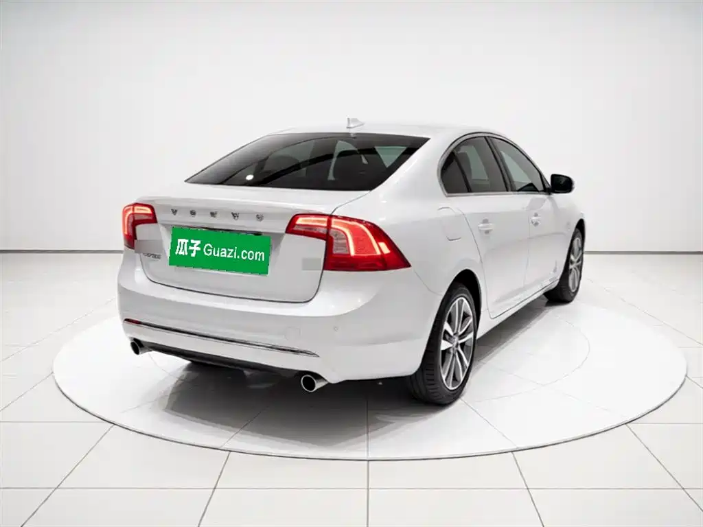 Volvo S60 2016 S60L T4 Zhiyuan Edition купить на сайте DeffCars