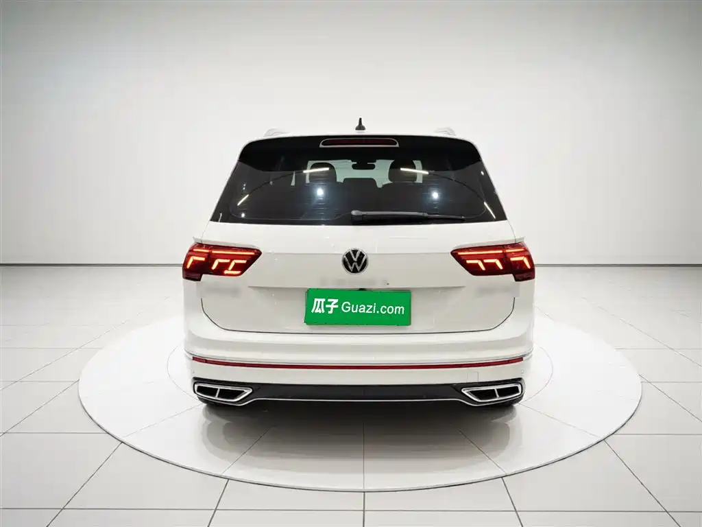 Tiguan L 2022 330TSI automatic two-wheel drive R-Line version купить на сайте DeffCars