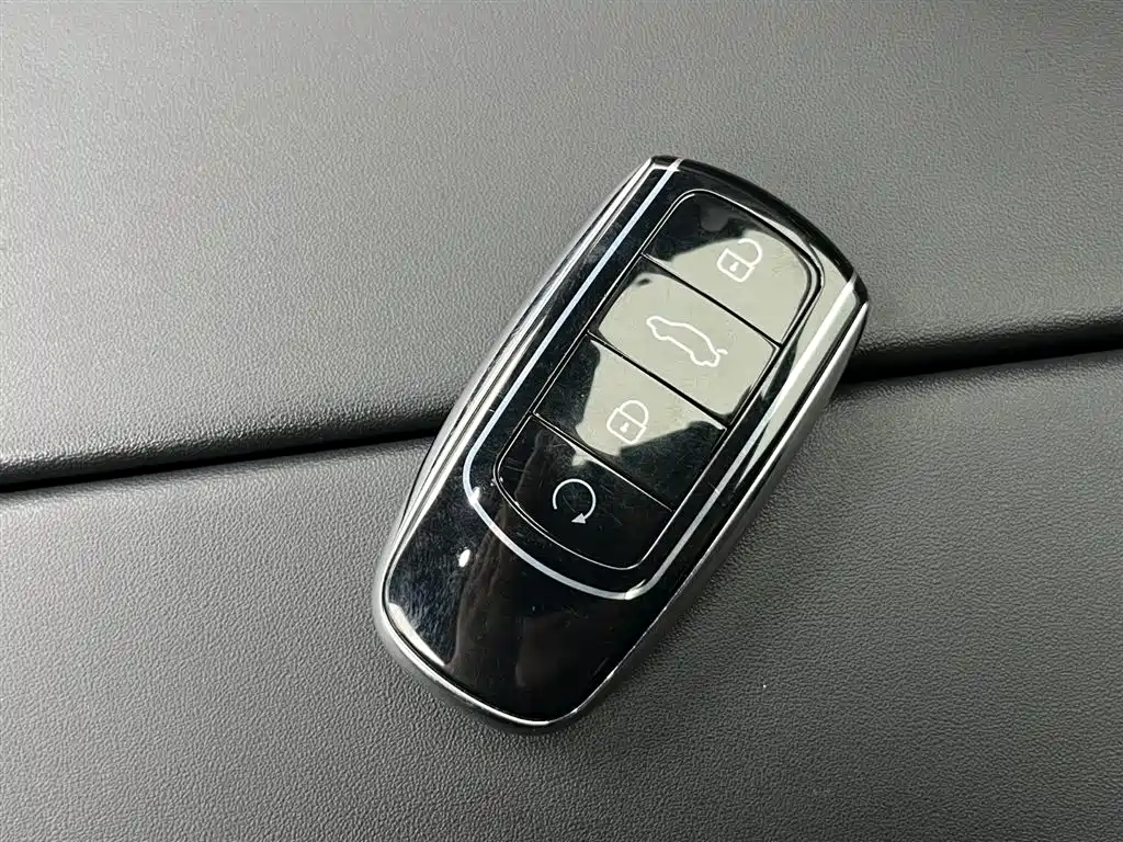 Tiggo 9 2025 2.0T automatic two-wheel drive exclusive version 5 seats купить на сайте DeffCars