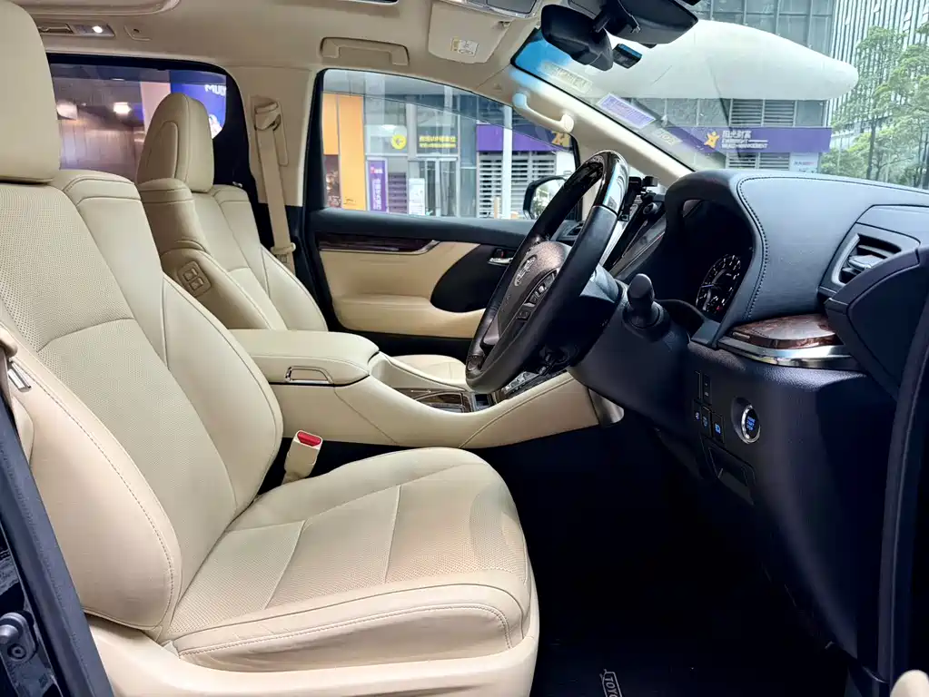 Alfa 2018 facelift 3.5L luxury version купить на сайте DeffCars