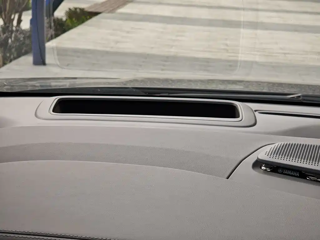 Jikrypton 009 2024 seven-seat aisle version four-wheel drive 108kWh купить на сайте DeffCars