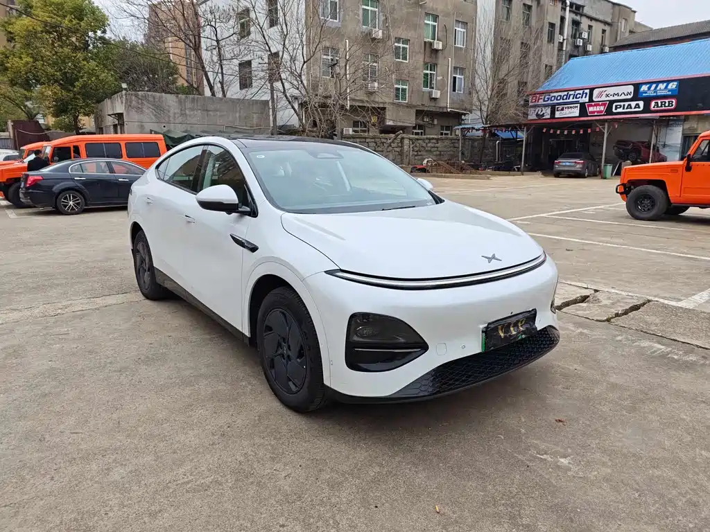 Xpeng G6 2025 model 625 long battery life Max flagship version купить на сайте DeffCars