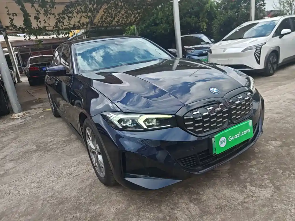 BMW i3 2022 eDrive 35 L купить на сайте DeffCars