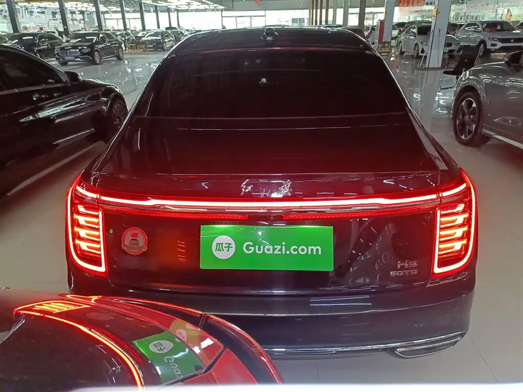 Hongqi H9 2020 2.0T Zhilian Flagship Edition купить на сайте DeffCars