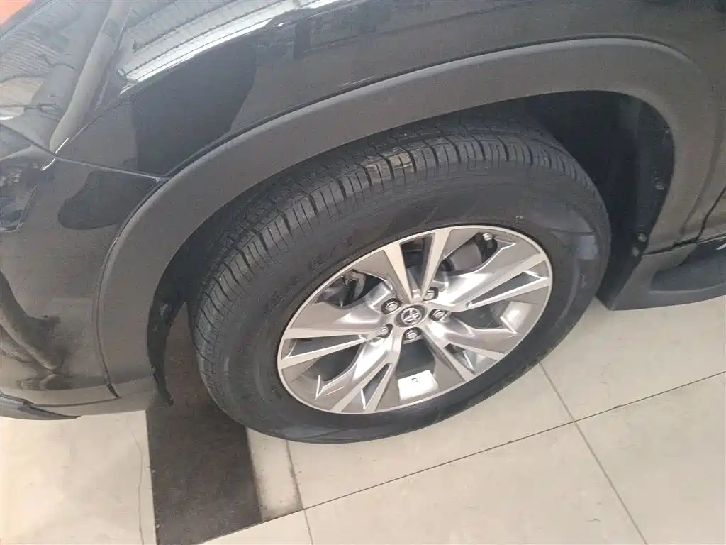 Highlander 2018 2.0T two-wheel drive elite version, 5 seats, National VI купить на сайте DeffCars