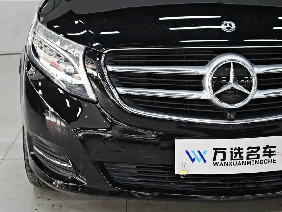 Mercedes-Benz V-Class 2017 V 260 Premium Edition купить на сайте DeffCars