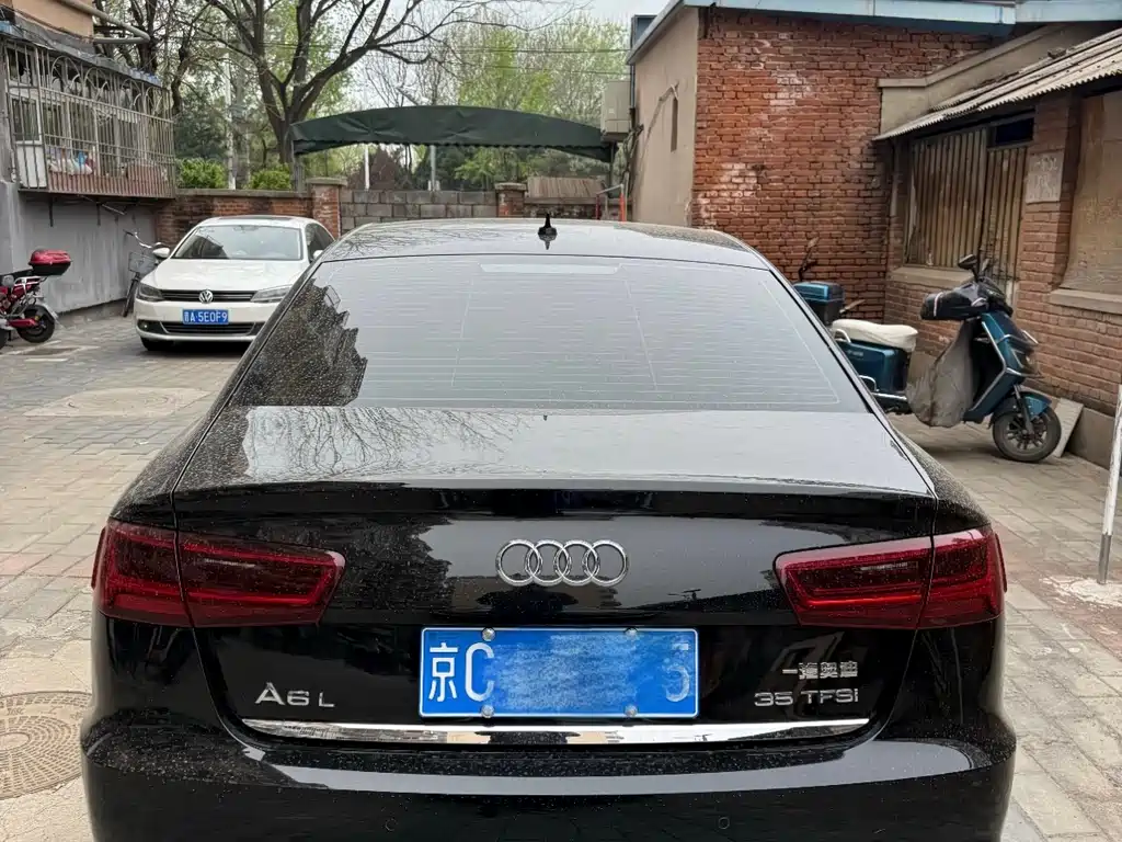Audi A6L 2018 30th Anniversary Model 35 TFSI Fashion Model купить на сайте DeffCars