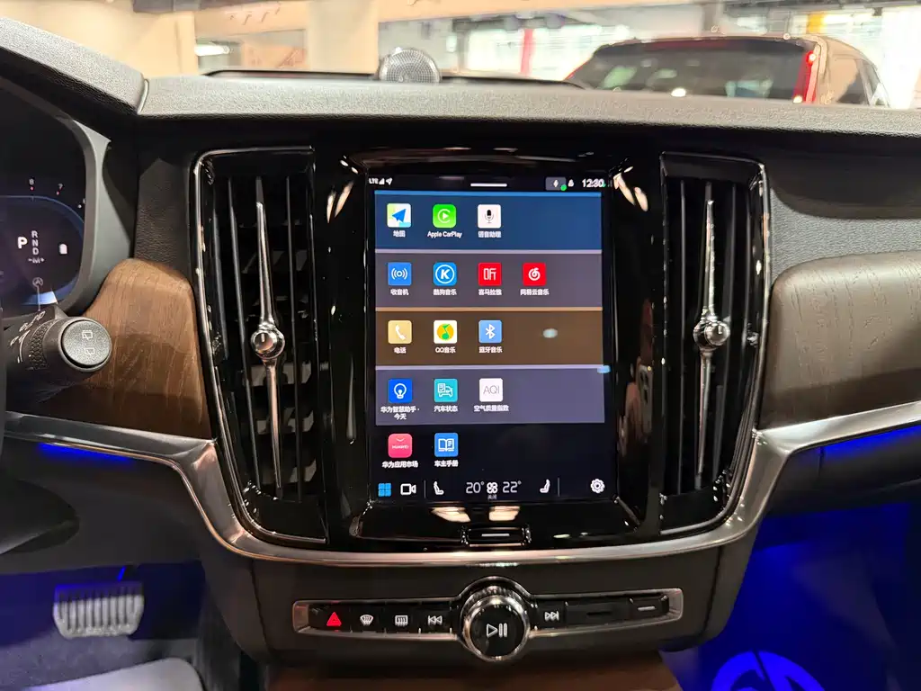 Volvo V90 2022 Cross Country B5 AWD Zhiyuan Edition купить на сайте DeffCars