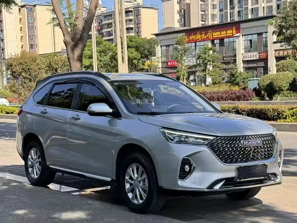 HAVAL M6 2023款 PLUS 1.5T 手动豪华智联型 купить на сайте DeffCars