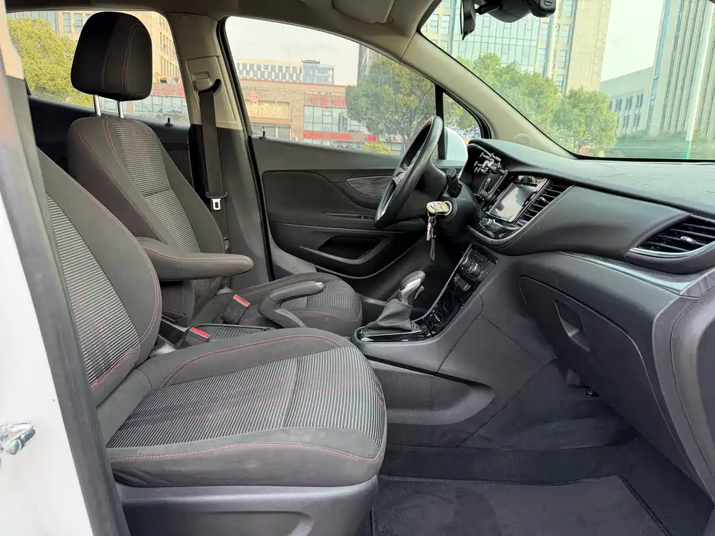 Encore 2018 18T automatic two-wheel drive urban leading model купить на сайте DeffCars