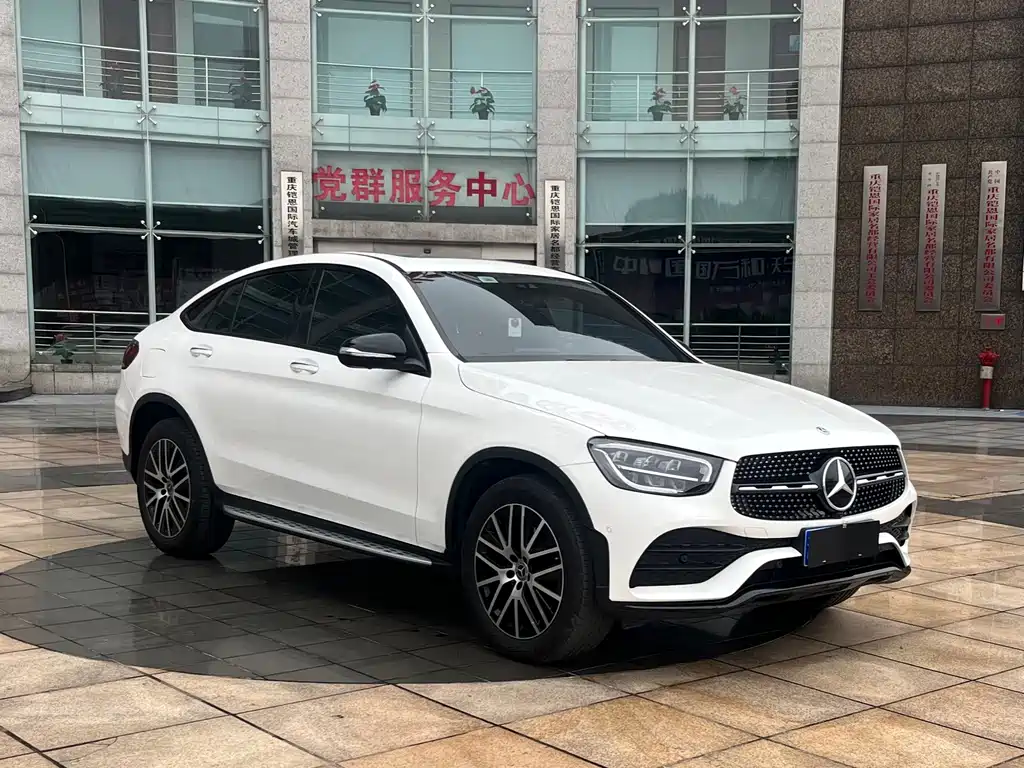 Mercedes-Benz GLC Coupe 2023 GLC 300 4MATIC Coupe SUV купить на сайте DeffCars
