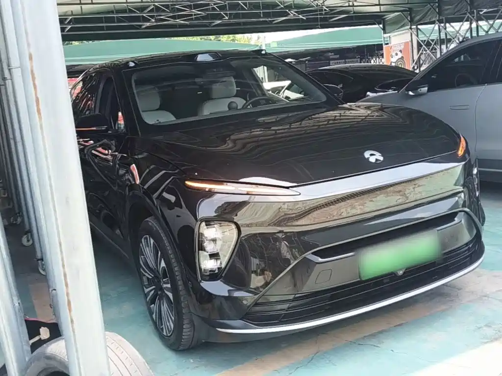 NIO ES8 2023 75kWh Executive Edition купить на сайте DeffCars