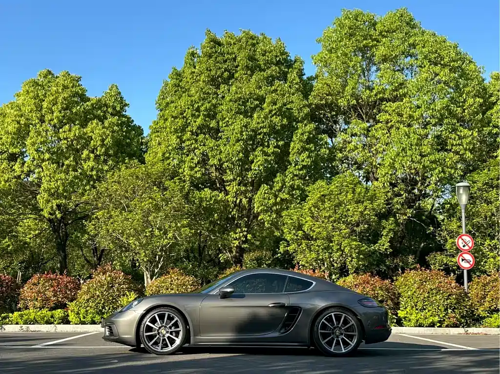 Porsche 718 2020 Cayman 2.0T купить на сайте DeffCars