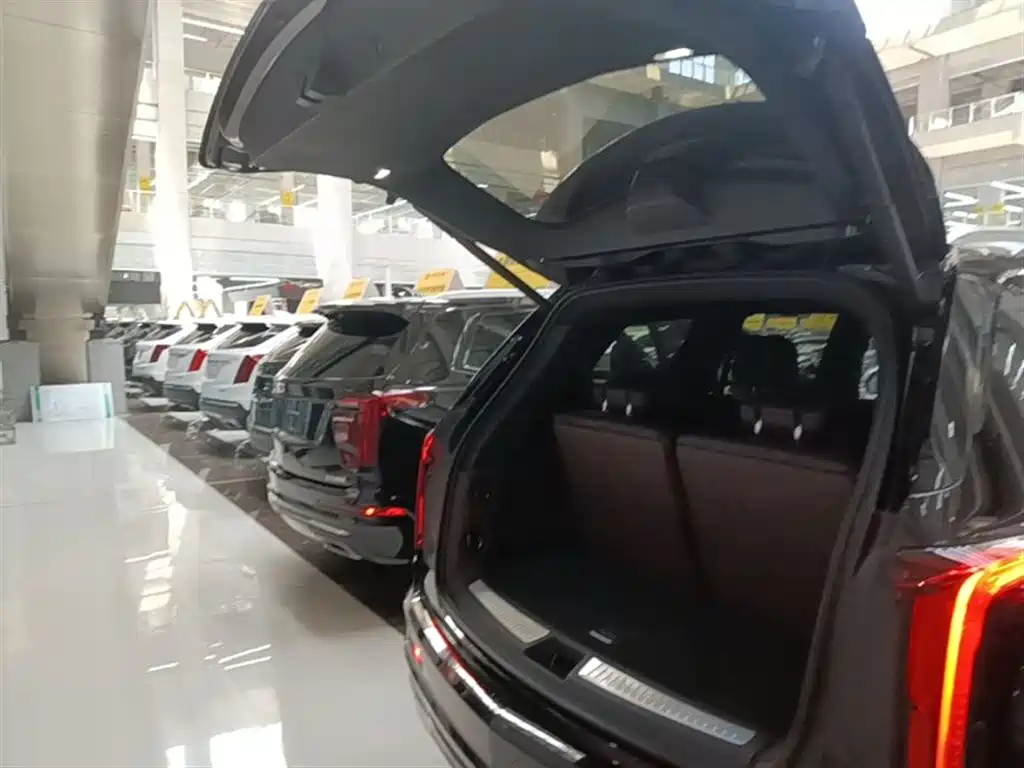 Cadillac XT6 2020 facelift 28T six-seat luxury model купить на сайте DeffCars