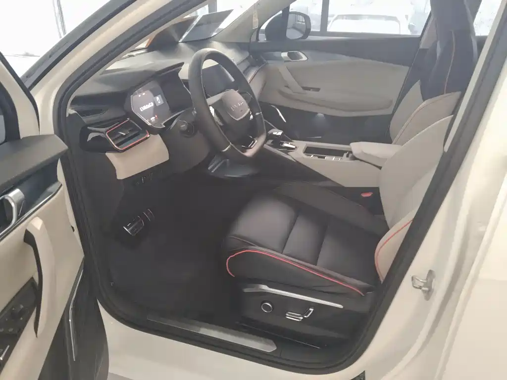 Lynk & Co 06 2020 1.5T Yao Halo купить на сайте DeffCars