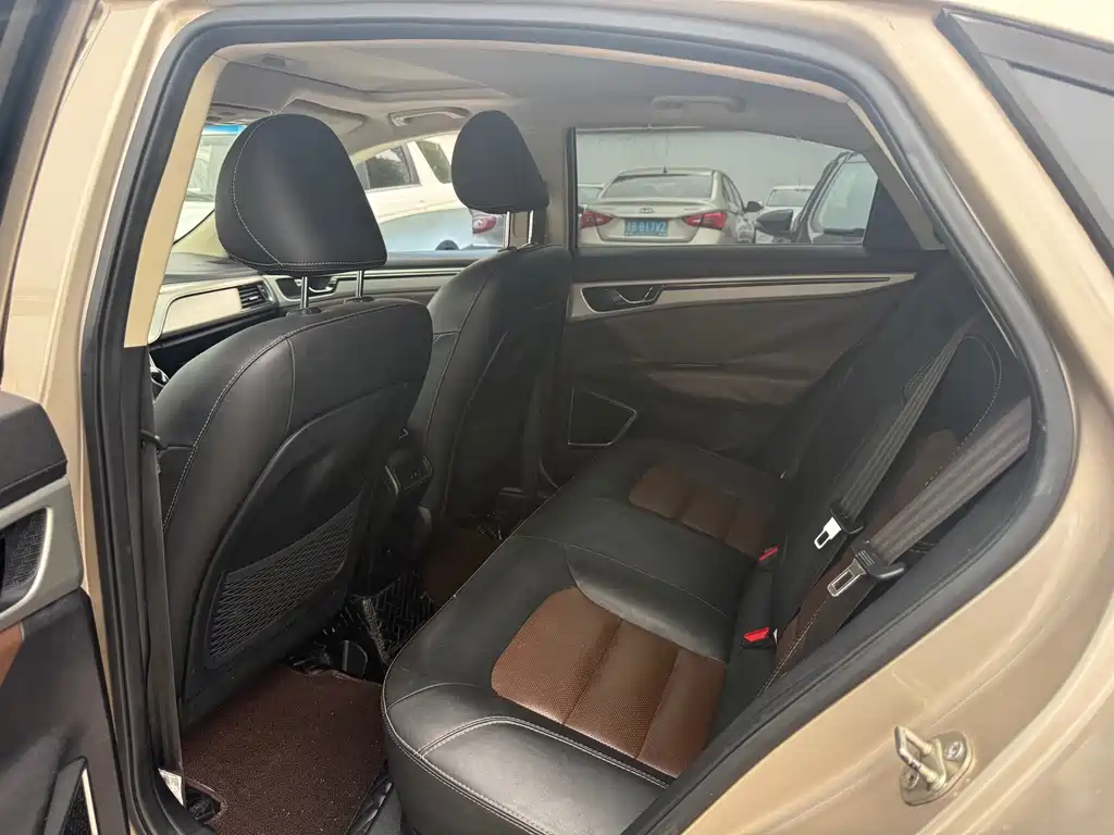 Emgrand GL 2017 1.3T DCT premium model купить на сайте DeffCars