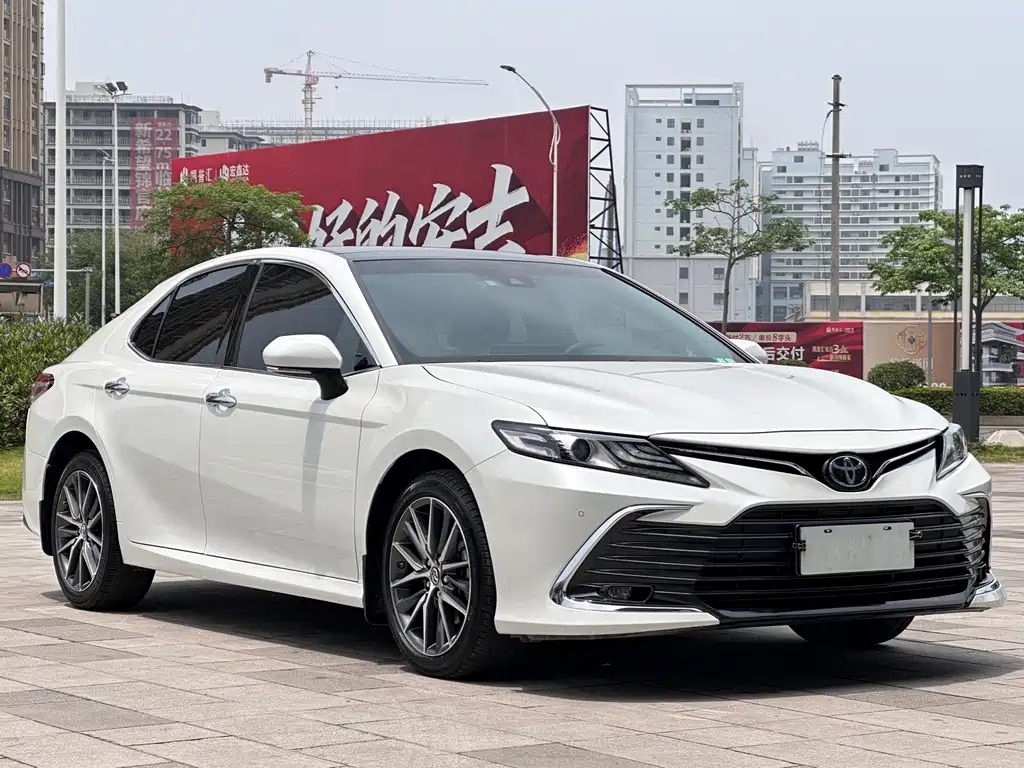 Camry 2021 2.5G Deluxe Edition купить на сайте DeffCars