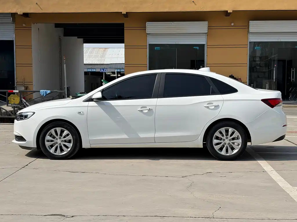 Yinglang 2018 15T Manual Elite National V купить на сайте DeffCars