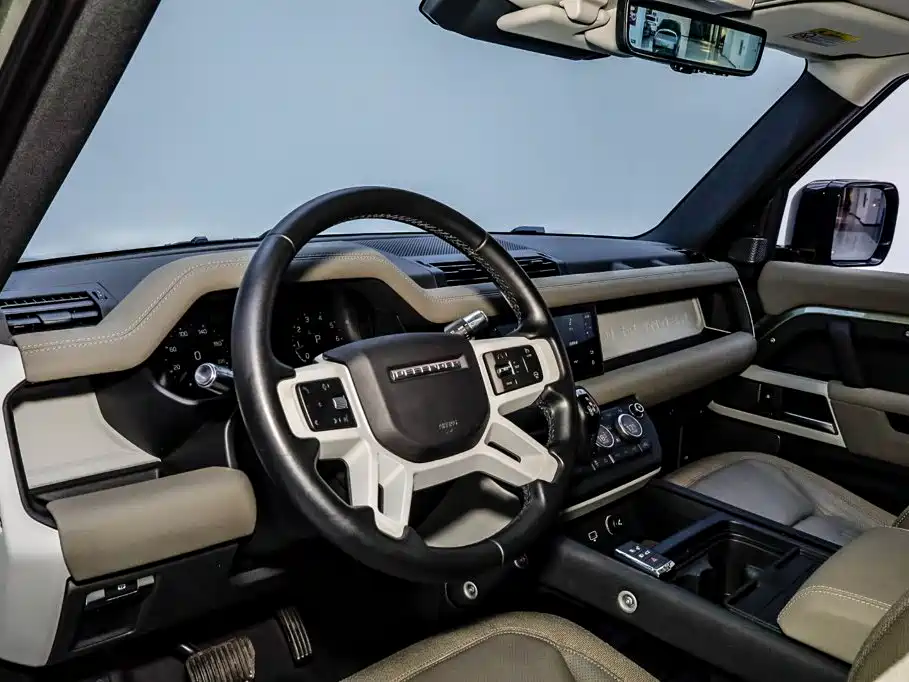 Land Rover Defender 2021 90 P400 Classic Reissue купить на сайте DeffCars