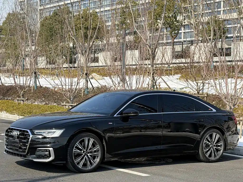 Audi A6L 2020 55 TFSI quattro exclusive dynamic model купить на сайте DeffCars