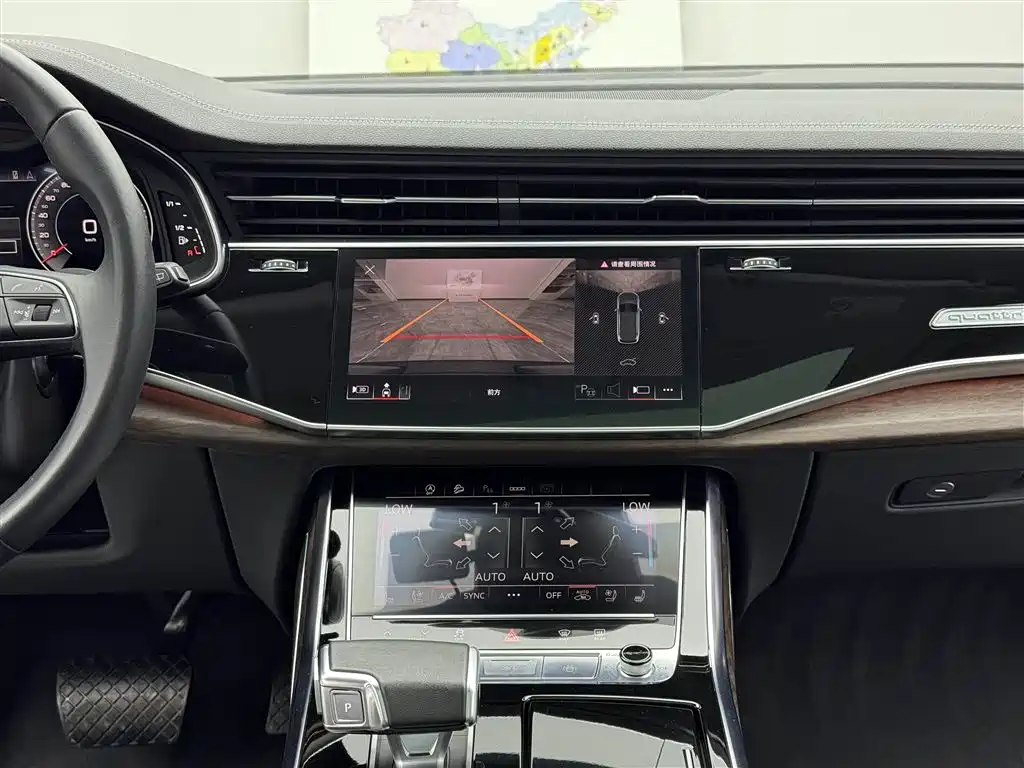Audi Q7 2023 55 TFSI quattro S line sports купить на сайте DeffCars